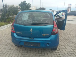 2011 Renault Sandero Hatchback