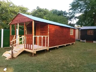 Kau Phillip log homes