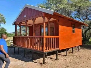 Kau Phillip log homes