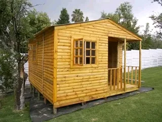 Kau Phillip  log homes