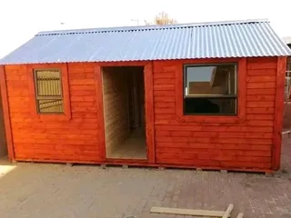 Kau Phillip log homes