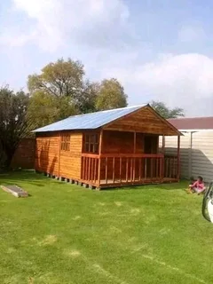 Kau Phillip log homes