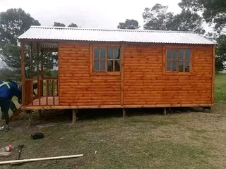 Kau Phillip log homes