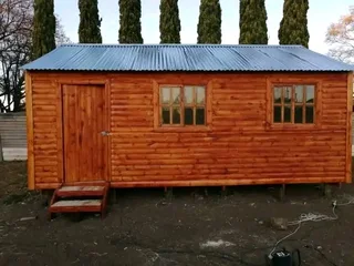 Kau Phillip log homes