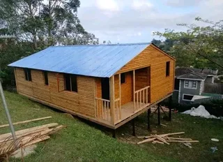 Kau Phillip log homes