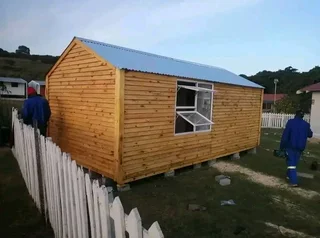 Kau Phillip log homes