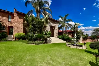 NEWLY RENOVATED MANSION - PRIVATE SALE