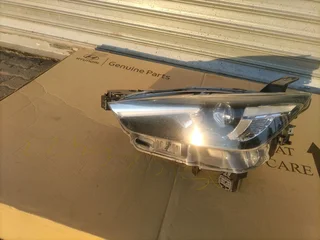 2021-2023 MAZDA CX3 LHS LED XENON HEADLIGHT FOR SALE
