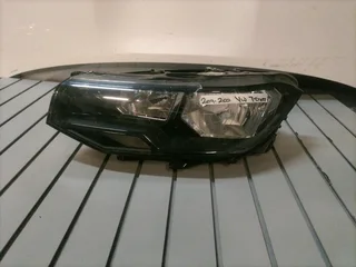 2019-2022 Vw T. Cross Lhs Normal Headlight For Sale