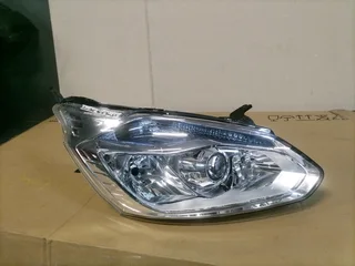 2018-2022 Ford Transit Rhs Xenon Headlight For Sale