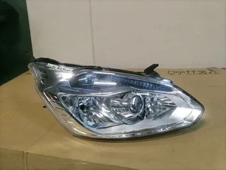 2018-2022 FORD TRANSIT RHS XENON HEADLIGHT FOR SALE