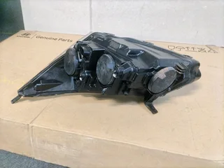 2018-2022 FORD TRANSIT RHS XENON HEADLIGHT FOR SALE