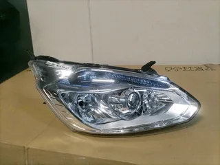 2018-2022 FORD TRANSIT RHS XENON HEADLIGHT FOR SALE