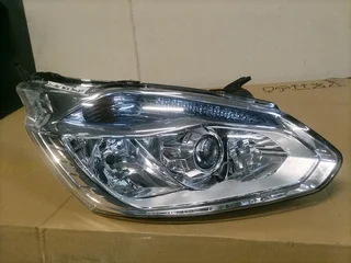 2018-2022 FORD TRANSIT RHS XENON HEADLIGHT FOR SALE