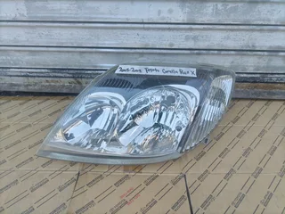 2005-2009 Toyota Colora Run X Lhs Headlight For Sale