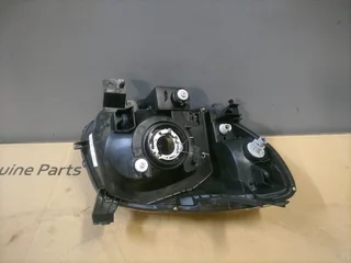 2008 -2013 MAZDA BT - 50 LHS HEADLIGHT FOR SALE