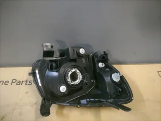 2008 -2013 MAZDA BT - 50 LHS HEADLIGHT FOR SALE