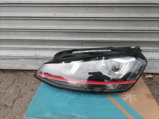 2013-2016 VW GOLF 7 GTI LHS XENON HEADLIGHT FOR SALE