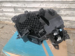 2015-2018 MERCEDES GLC A253 LHS LED XENON HEADLIGHT FOR SALE