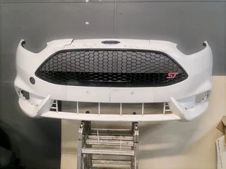 2016-2018 Ford Fiesta St Front Bumper With Grill For Sale
