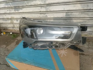 2021-2023 Toyota Hilux Legend Rhs Led Xenon Headlight For Sale