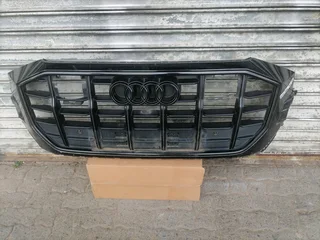 2024-2025 Audi Q8 Grill For Sale