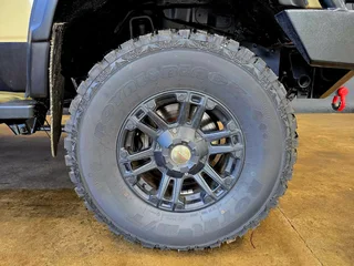 2013 TOYOTA LAND CRUISER 79 4.5D LX V8 P/U M/T D/Cab R 799 900 - LOADS OF EXTRAS