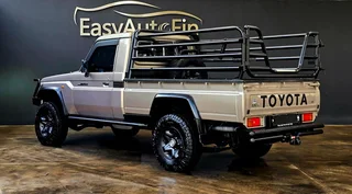 2016 TOYOTA LAND CRUISER 79 4.5D V8 LX 178142 KM  R 649 900 - LOADS OF EXTRAS !!