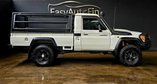 2020 TOYOTA LAND CRUISER 79 4.5D V8 LX 110 594 KM  &#64; R 839 900 - LOADS OF EXTRAS !!