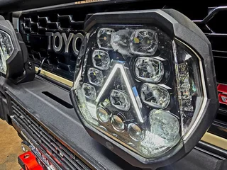 2021 TOYOTA LAND CRUISER 79 4.5 V8 90637 KM &#64; R 1 099 900 - LOADS OF EXTRAS !!