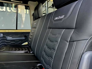 2025 TOYOTA LAND CRUISER 79 4.5 V8 LX PU MT DCab 100 KM  LOADS OF EXTRAS !!