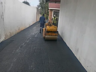 Tar surface and paving