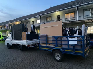 Trucks n bakkies for hire