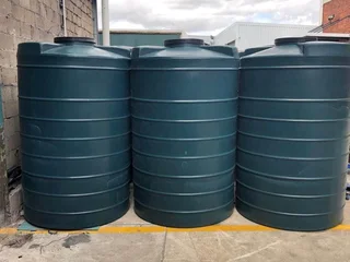 10000l  Jojo Tanks and 0.75kw Pump for sales SABS Approved