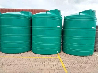 10000l  Jojo Tanks and 0.75kw Pump for sales SABS Approved