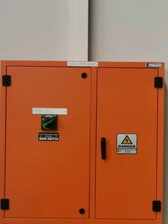 Looking for a job as a semi skilled electrician