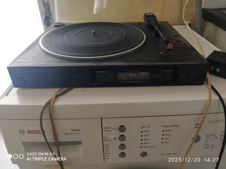 2X working turnables