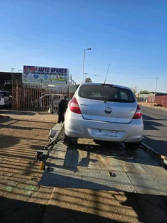Hyundai i20 for stripping 2010