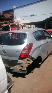 Hyundai i20 for stripping 2014
