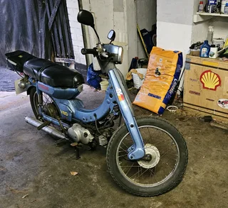 Yamaha v80 2 stroke vintage scooter