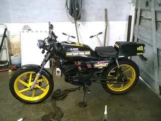 2 Yamaha Two Stroke Bikes RD185 &amp; V80 R9999 for Both