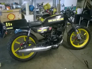 2 Yamaha Two Stroke Bikes RD185 &amp; V80 R9999 for Both