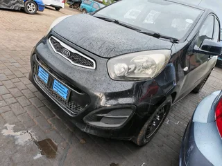 Stripping Kia Picanto for Spares