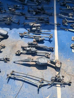 Selling a Variety of wiper motors and meganism