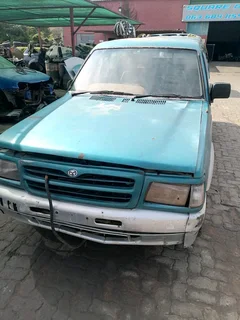 Stripping Mazda B Series bakkie for Spares