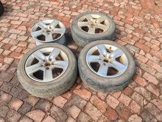 Selling Audi A4 B6 16" Rims