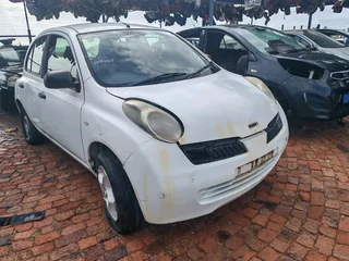 Stripping Nissan Micra For Spares