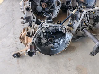 Selling Renault Kwid Manual Gearbox