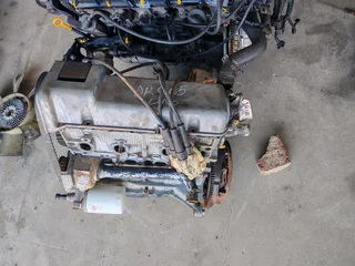 Stripping Fiat Uno 1.1 Engine for Spares