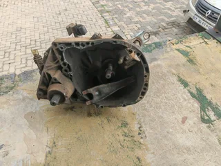 Selling Renault Sandero Manual Gearbox